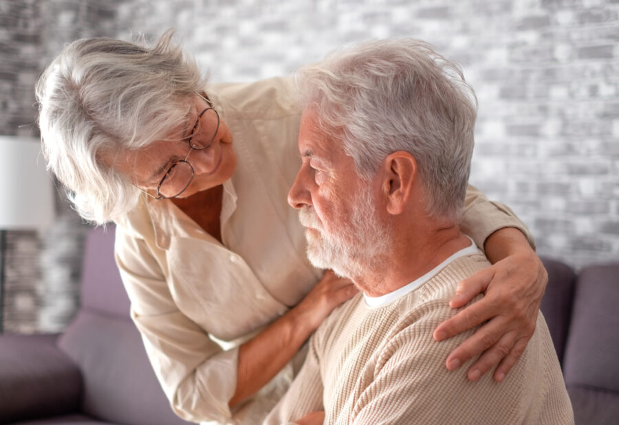 PIcking Up On the Age-Related Patterns in Bipolar Disorder